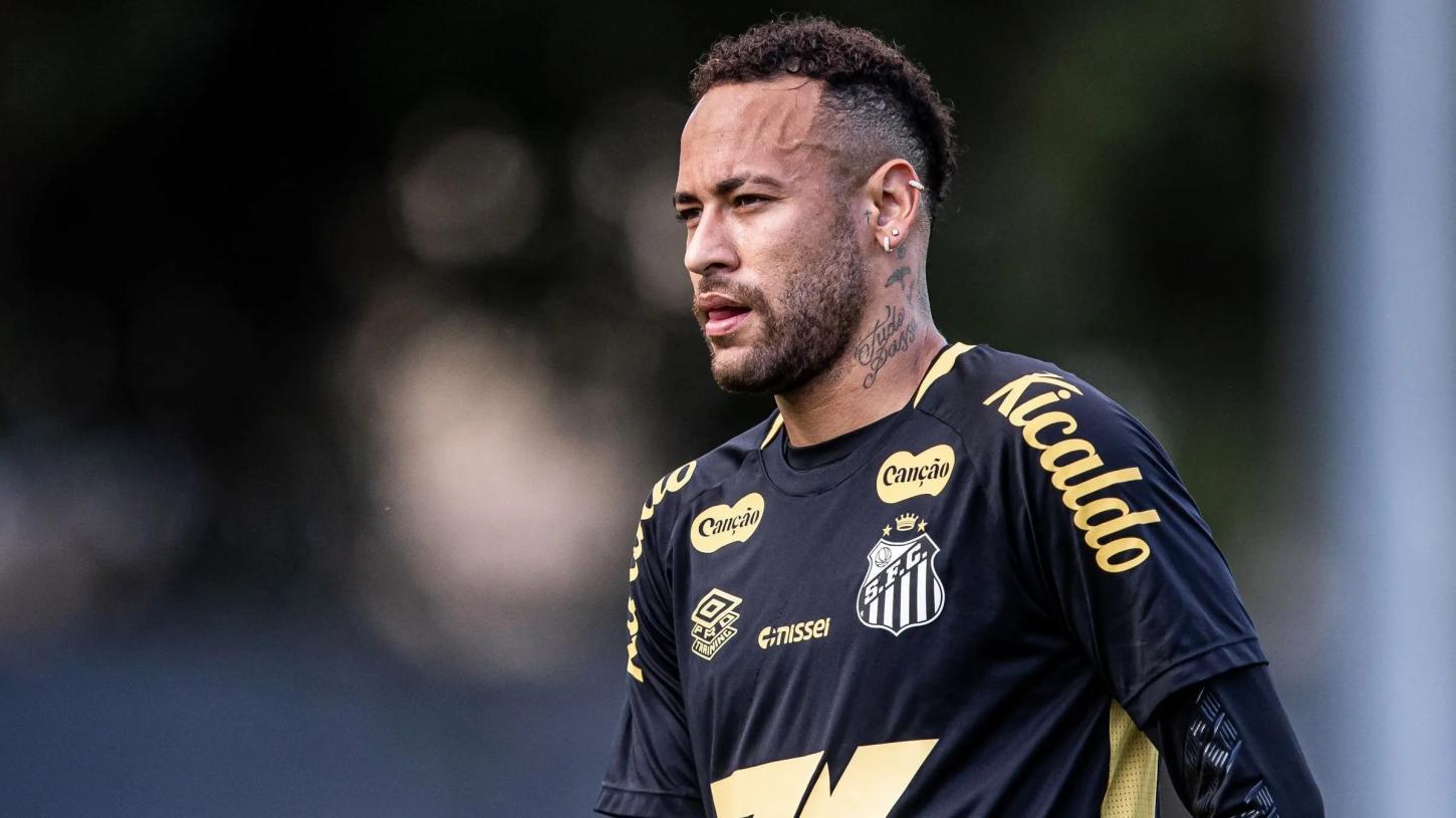 Neymar não viaja com Santos e vira dúvida para clássico contra o Palmeiras
