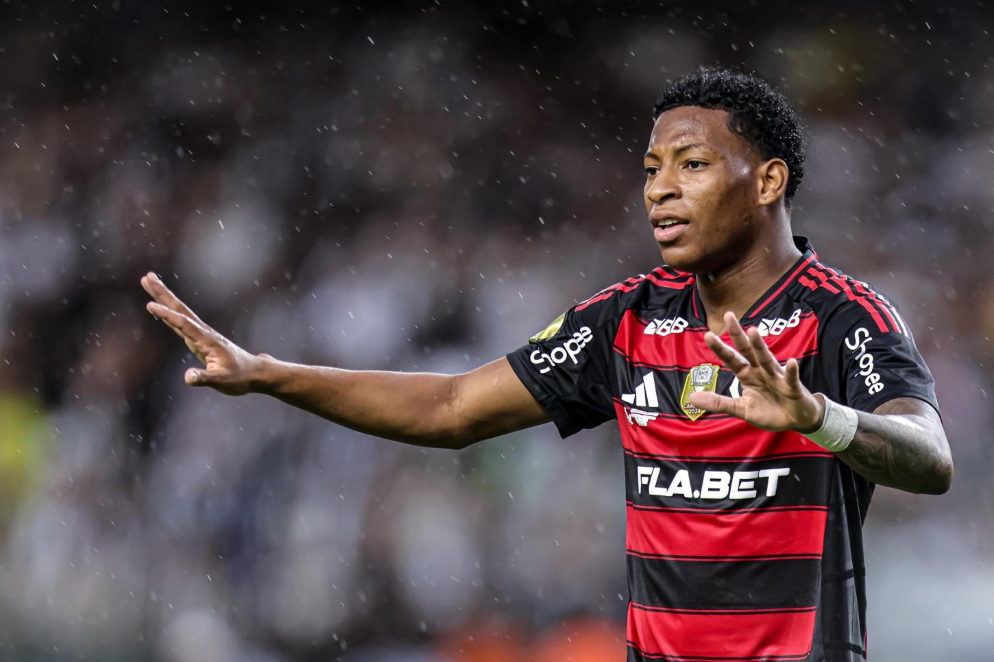 Dínamo de Moscou negocia contratação de Gonzalo Plata, do Flamengo