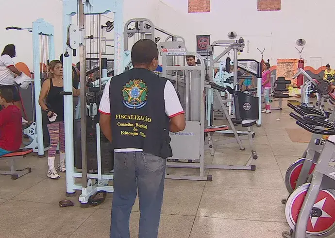 Fiscalização em academia termina com suspeita de exercício ilegal da profissão em Cerejeiras