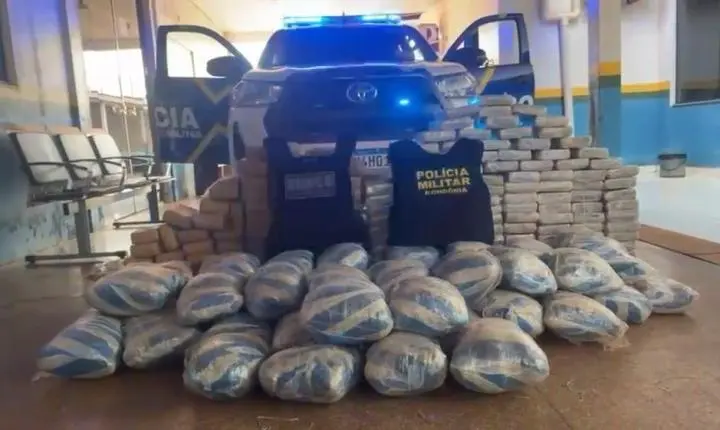Carga de 250 kg de skunk é encontrada abandonada perto de parque de exposições em Rondônia