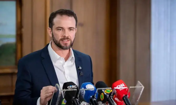 Salário mínimo pode chegar a R$ 1.741 em 2027, prevê governo